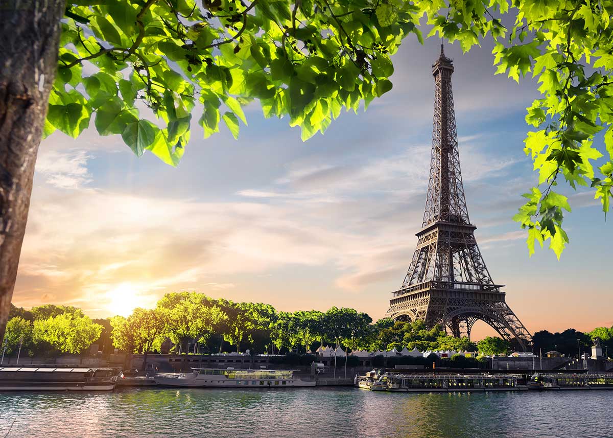 sunset-and-eiffel-tower-small.jpg sunset-and-eiffel-tower-small.jpg